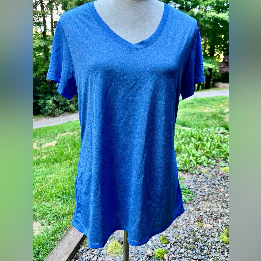 VGUC Hanes sport exercise tee. XL. 319W